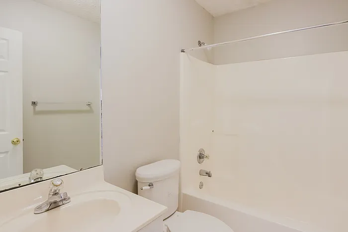 11 N Springfield Dr — Photo 10