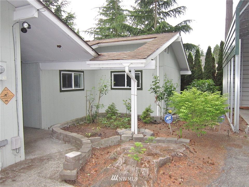 1st image of 298 E Melrose Drive