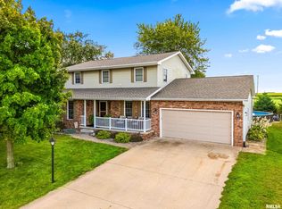 211 Worner St, Green Valley, IL 61534