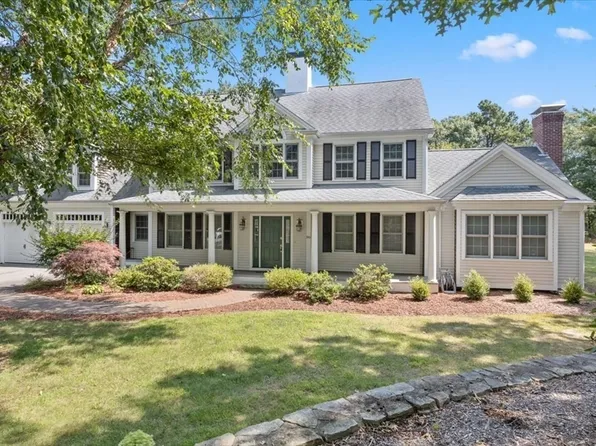 86 Watercourse Pl, Plymouth, MA 02360