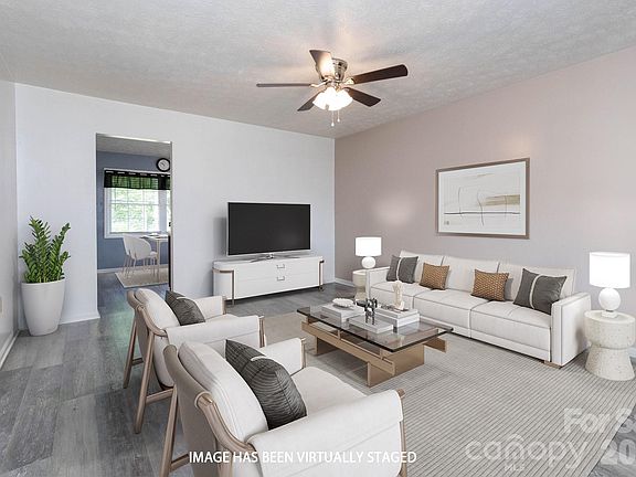 4th image of 30 Compton Dr