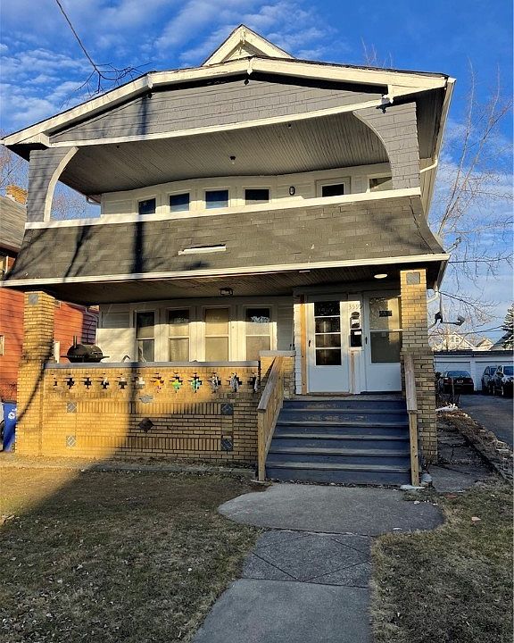 1st image of 3599 E 151st St