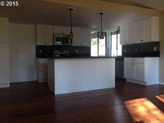 4th image of 13116 NW 40th Ave