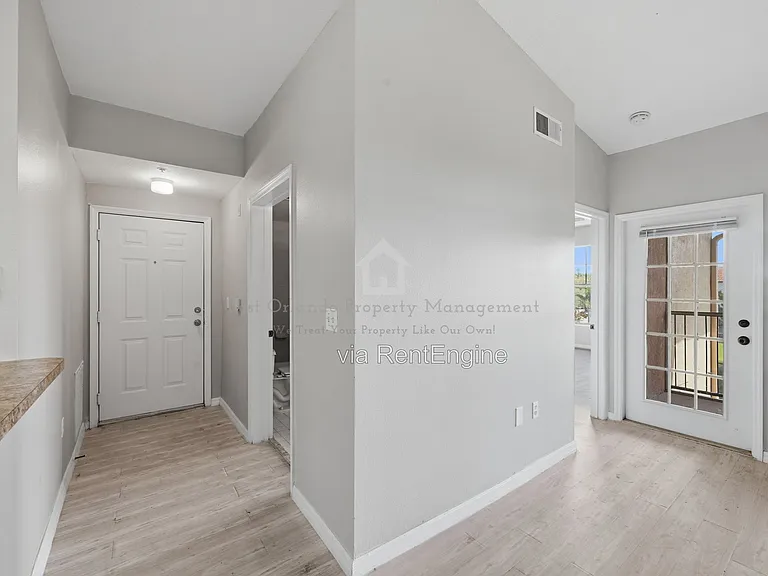 5572 Metrowest Blvd #5-304 — Photo 6
