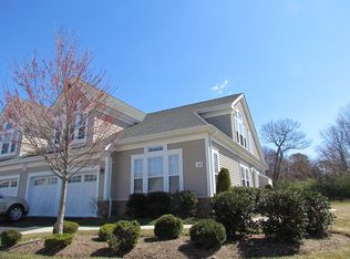 109 Symphony Dr, Lake Grove, NY 11755