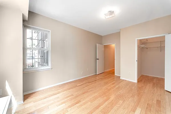 Sold by City Wide Brokerage | media 7
