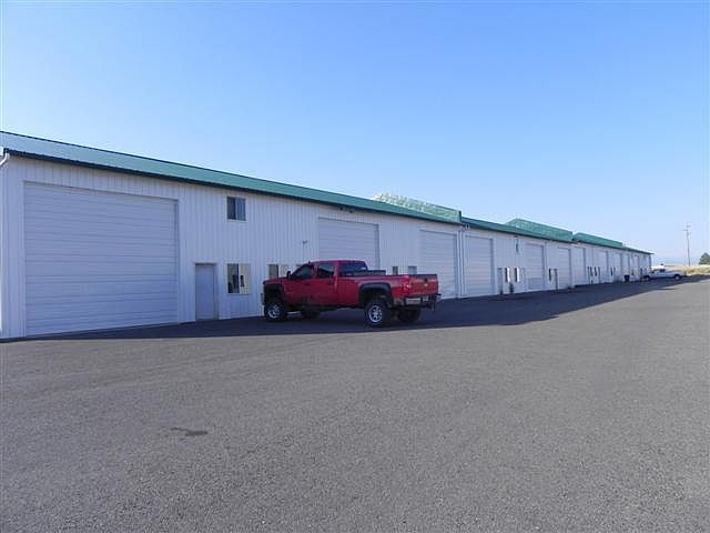1st image of 170 Andrea Dr