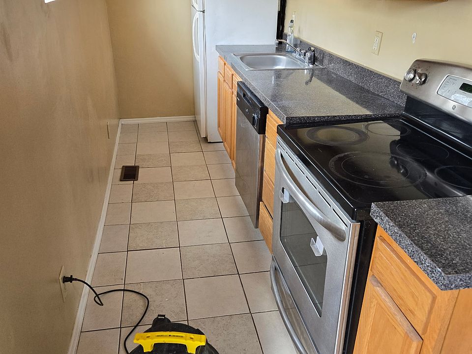619.5 KITCHEN