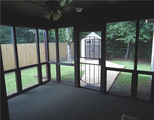 5th image of 102 Vicksburg Ct
