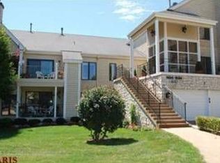 1626 Lake Knoll Dr, Lake St Louis, MO 63367