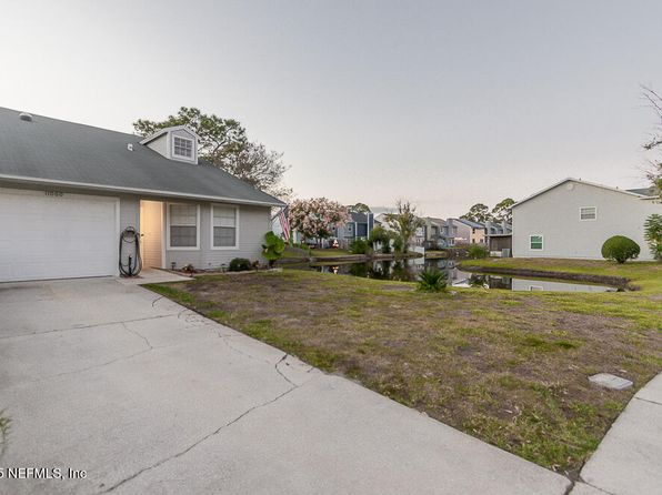 11060 Wandering Oaks Dr