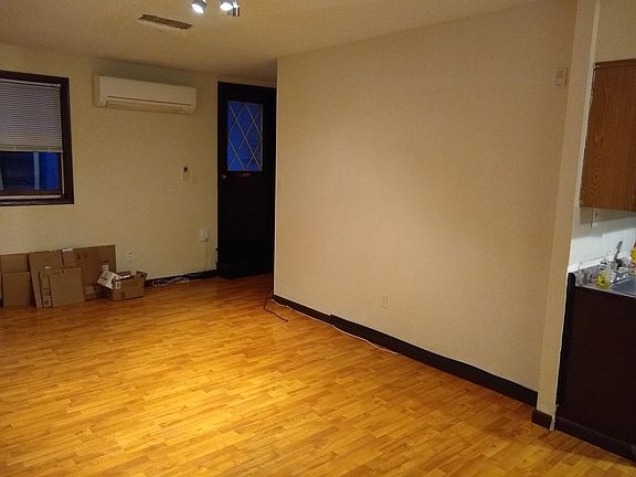 2nd image of 1822 Callowhill St Floor 3