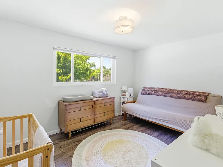 304 W Pine Ave — Photo 12