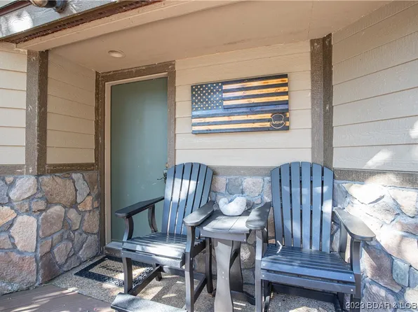 1070 Rachel Rd #27, Osage Beach, MO 65065