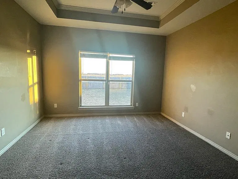 8008 SW Powell Ct — Photo 17
