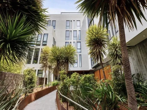 (undisclosed Address), San Francisco, CA 94102