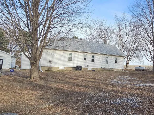 18658 170th St, Wellsburg, IA 50642