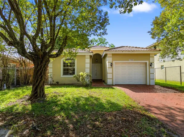 2588 NW 5th St, Pompano Beach, FL 33069