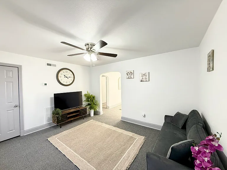 4902 Old Brook Rd #3 — Photo 7
