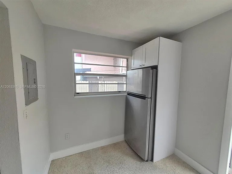 1715 SW 4th St #1717 — Photo 10