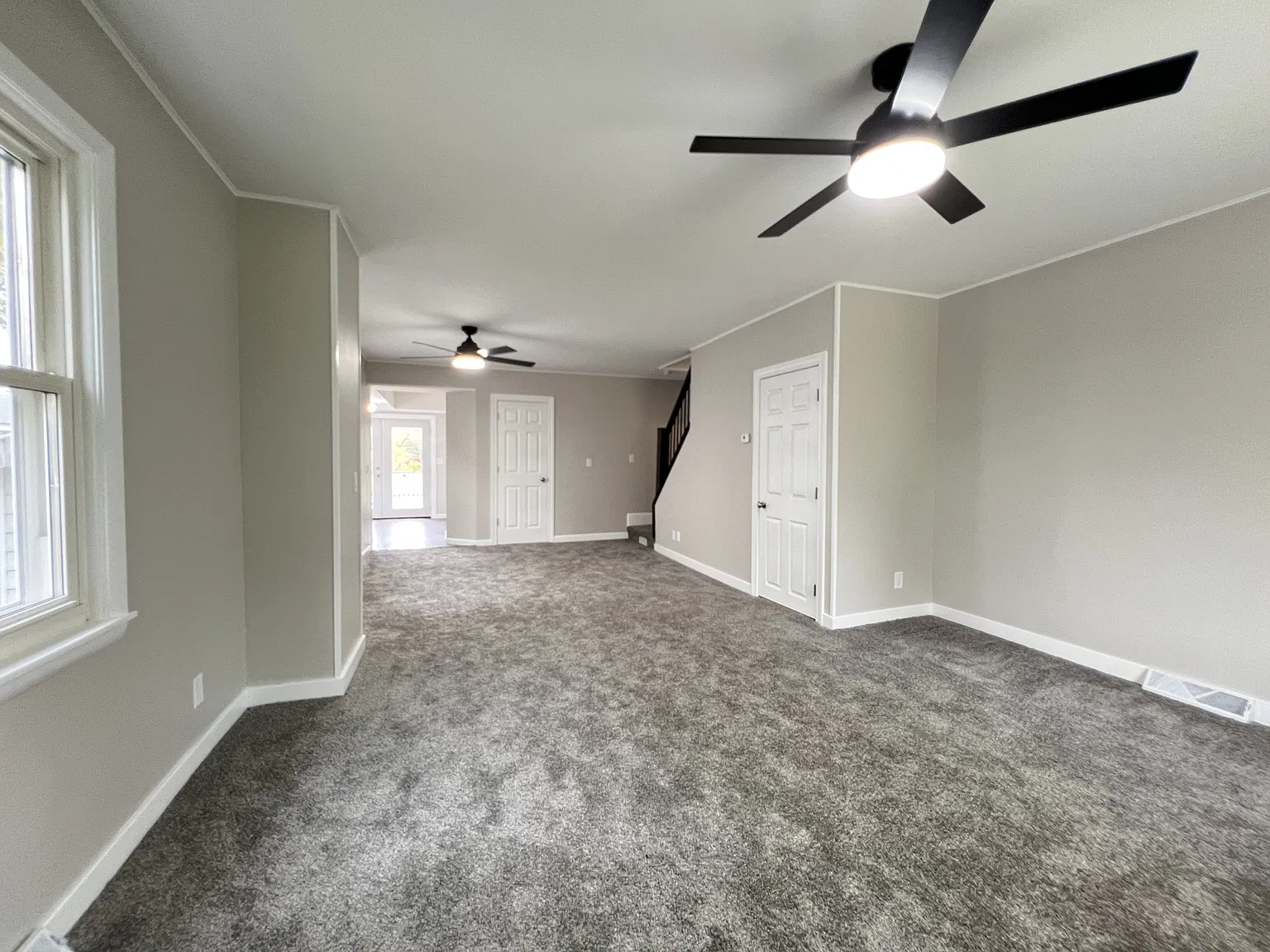 645 Angella Street - FO - 1 — Photo 2