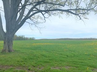 17576 Phillips Rd, Thompson, OH 44086