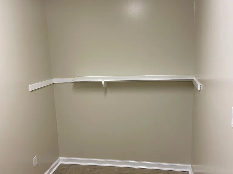 2302 Woodsman Dr — Photo 18