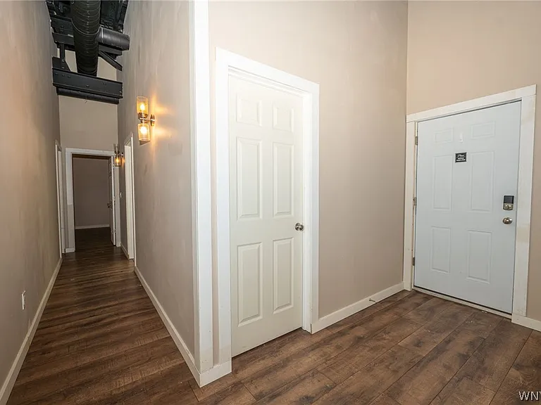 2335 Main St — Photo 22