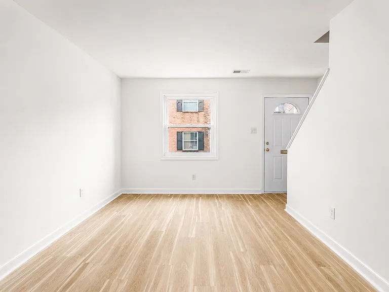 101 Poe St #38 — Photo 2