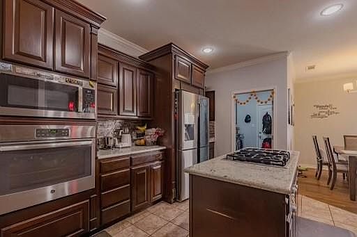 2nd image of 3120 San Saba Dr