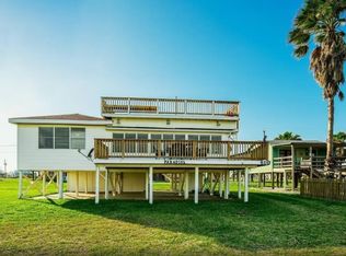 610 Fort Velasco Dr, Surfside Beach, TX 77541