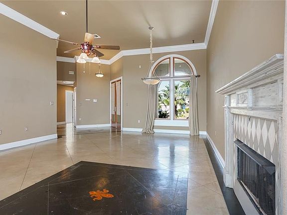 4th image of 1452 Royal Palm Dr