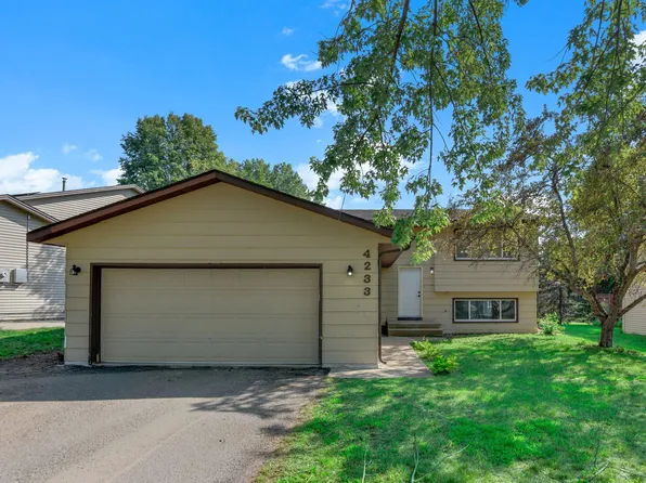 4233 Braddock Trl, Eagan, MN 55123