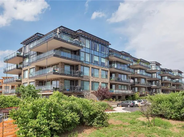 18 Rivers Edge Drive #408, Tarrytown, NY 10591