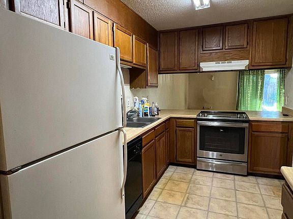 4th image of 134 Scottwood Dr