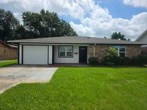 3121 General Twining St, Lake Charles, LA 70615