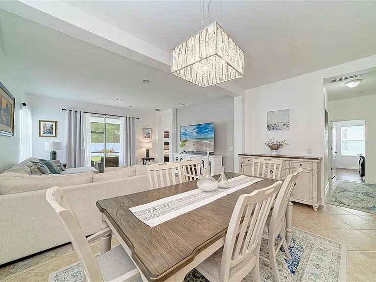 4650 Woodbrook Dr — Photo 16