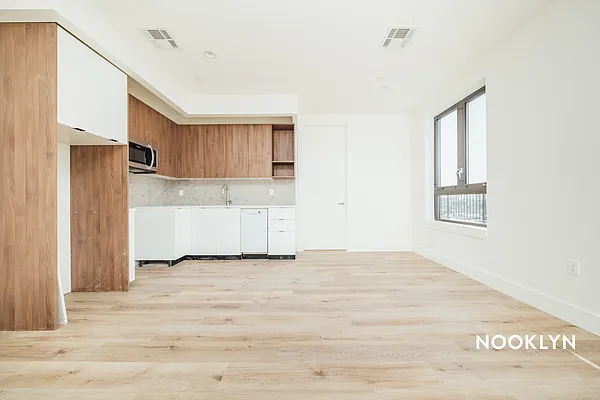 Rented by Nooklyn NYC LLC | media 54