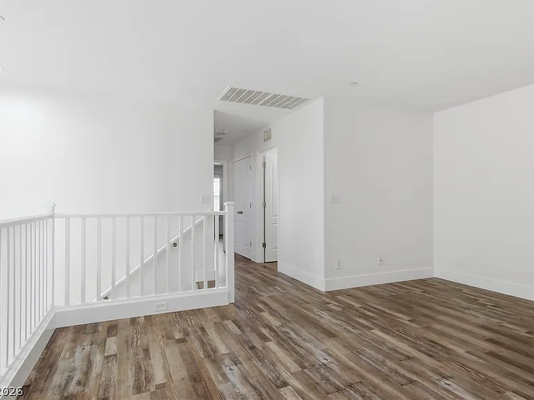 1053 Cactus Rock St — Photo 24