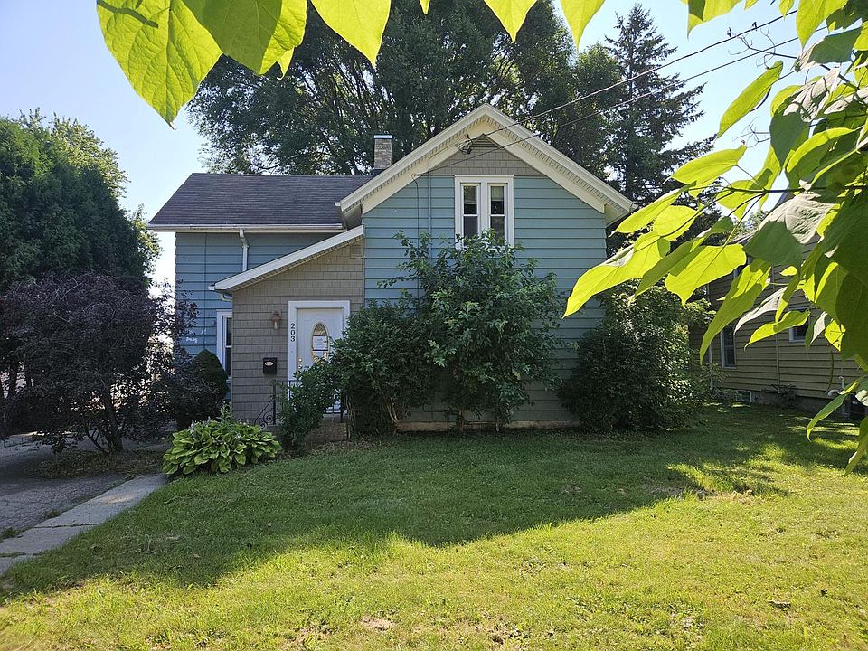 1st image of 203 Wayland STREET