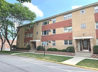 32 Elgin Ave APT B2, Forest Park, IL 60130