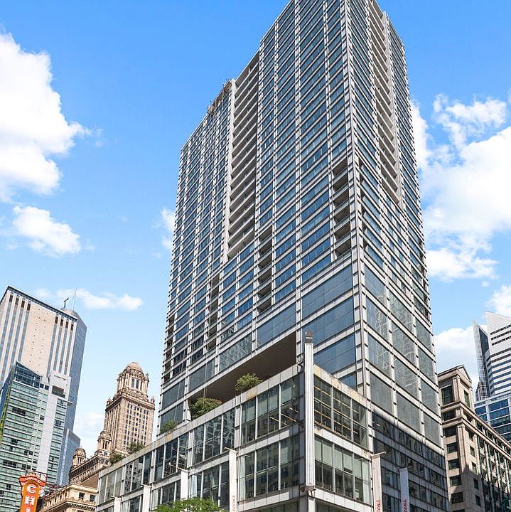 1st image of 8 E Randolph St Unit 3202