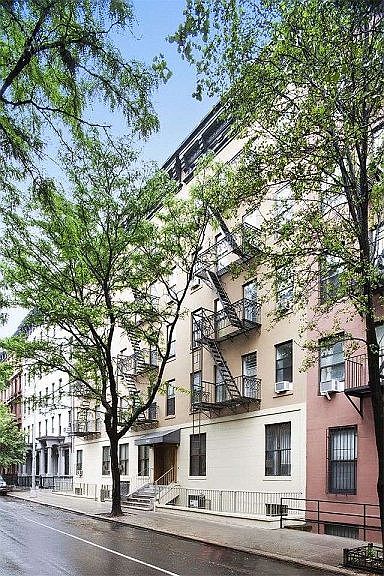 1st image of 440 W 47th St APT 3I