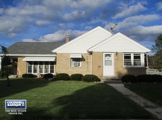 1204 Ahrens St, Manitowoc, WI 54220