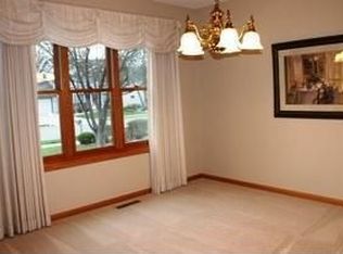 902 Lake St, Onalaska, WI 54650