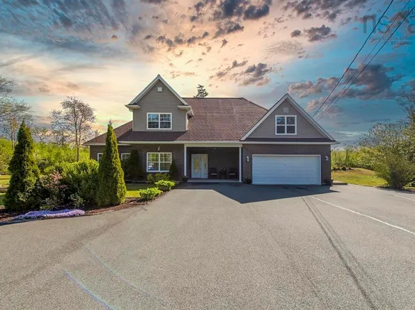 31 Grebe Ave, Timberlea, NS B3T 1J1