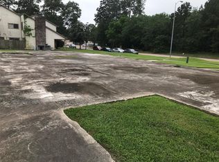 5802 Twisted Pine Ct, Houston, TX 77039