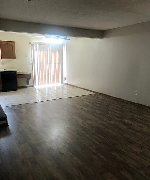 203 NE Greystone Dr #203 — Photo 2