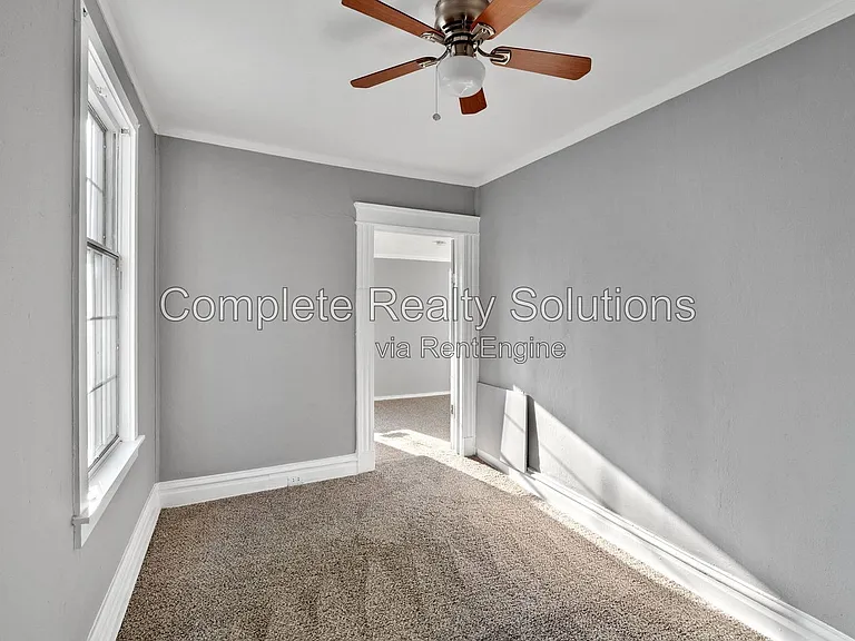 6254 Goener Ave — Photo 21