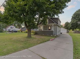 326 Stoner Rd, Lansing, MI 48917